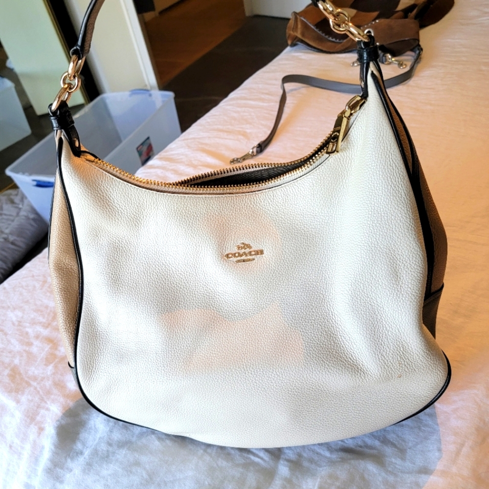Coach shoulder bag